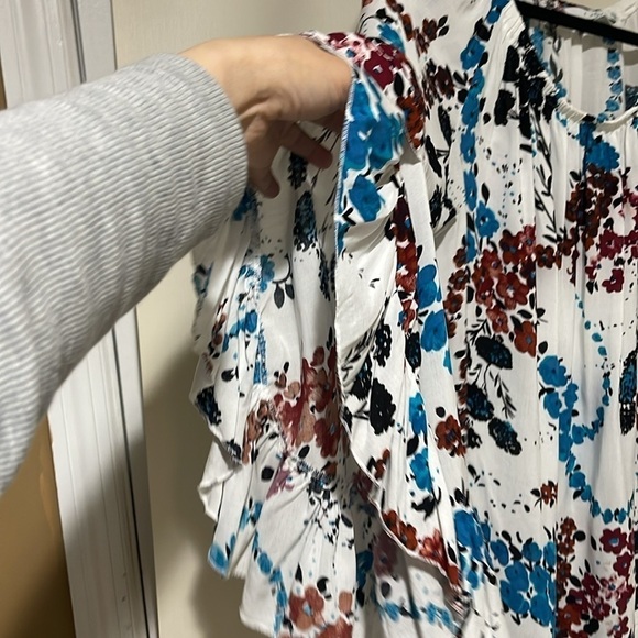 Fever Women Ruffled Sleeves Crew Neck Blouse Small - Picture 6 of 12